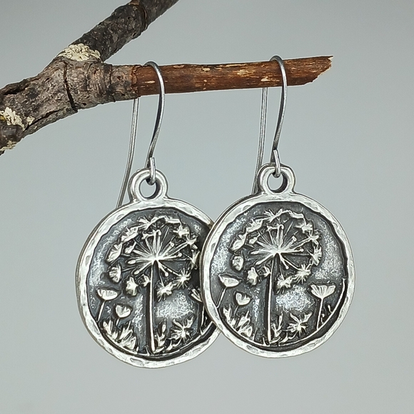 HAND CRAFTED Rustic Boho Silver Dandelion Botanical Dangle Earrings - Picture 4 of 6